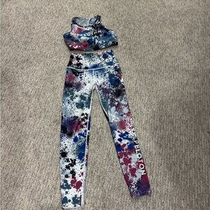 Peloton rare limited edition Splatter Activewear Set